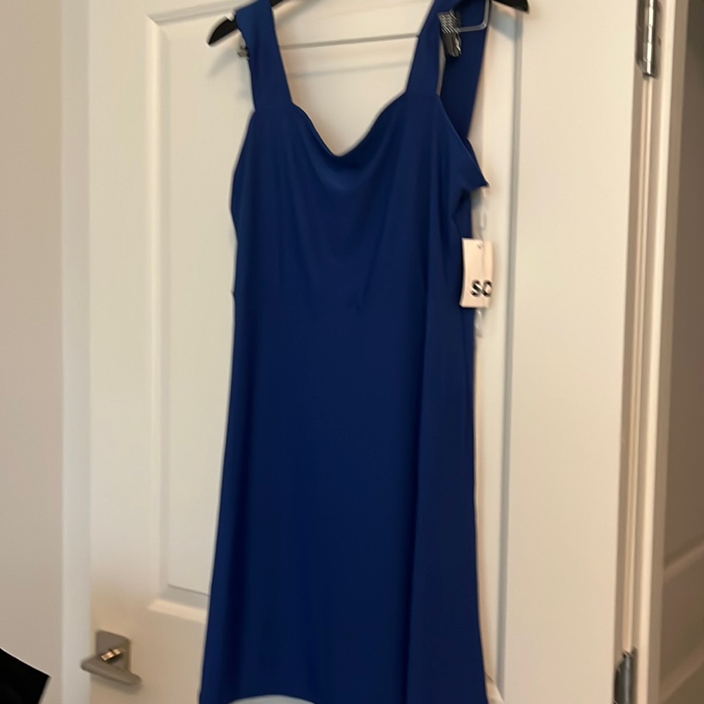 Woman’s active wear dress XL